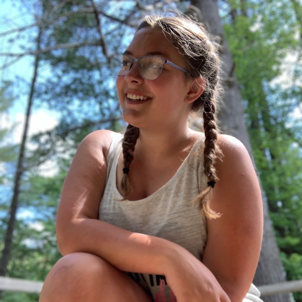 Meet your Posher, Madelynn